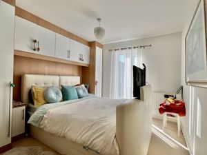 Main bedroom - click for photo gallery